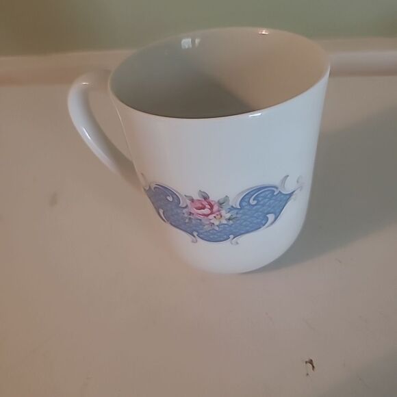 Chihuahua  Cup - Picture 3 of 7